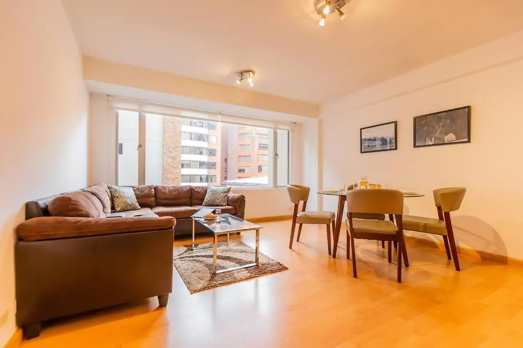 Apartment Oasis Suite Rep Salvador Quito