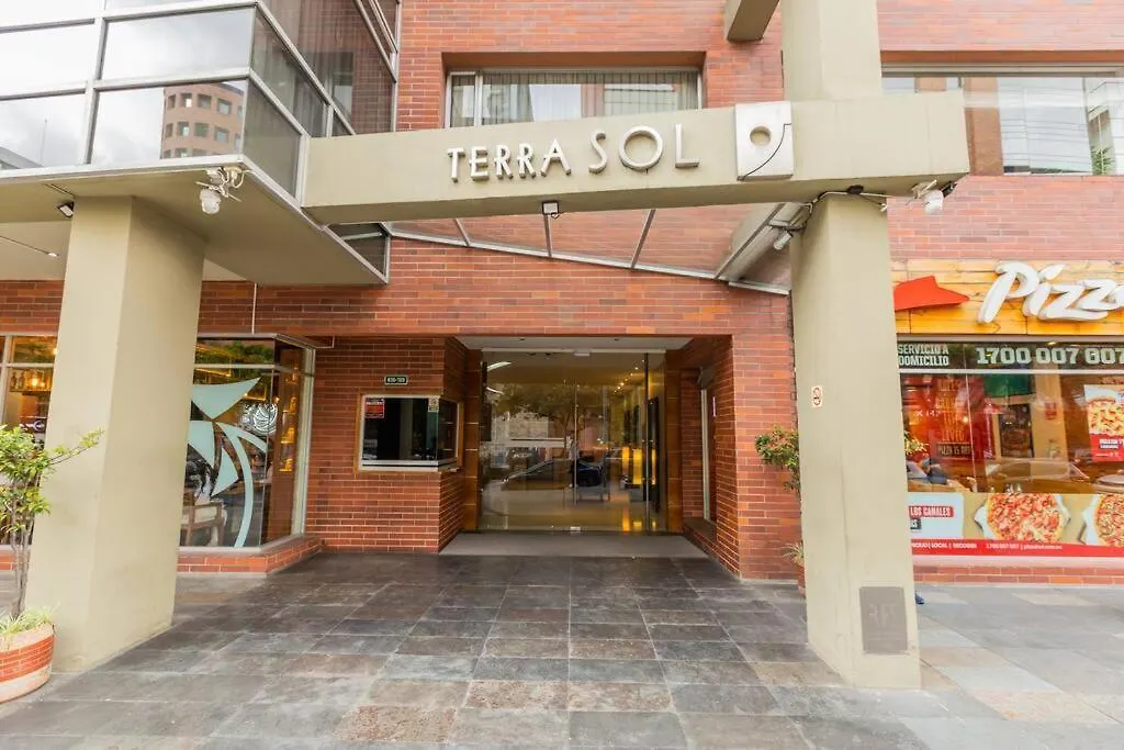 Oasis Suite Rep Salvador Quito Apartment